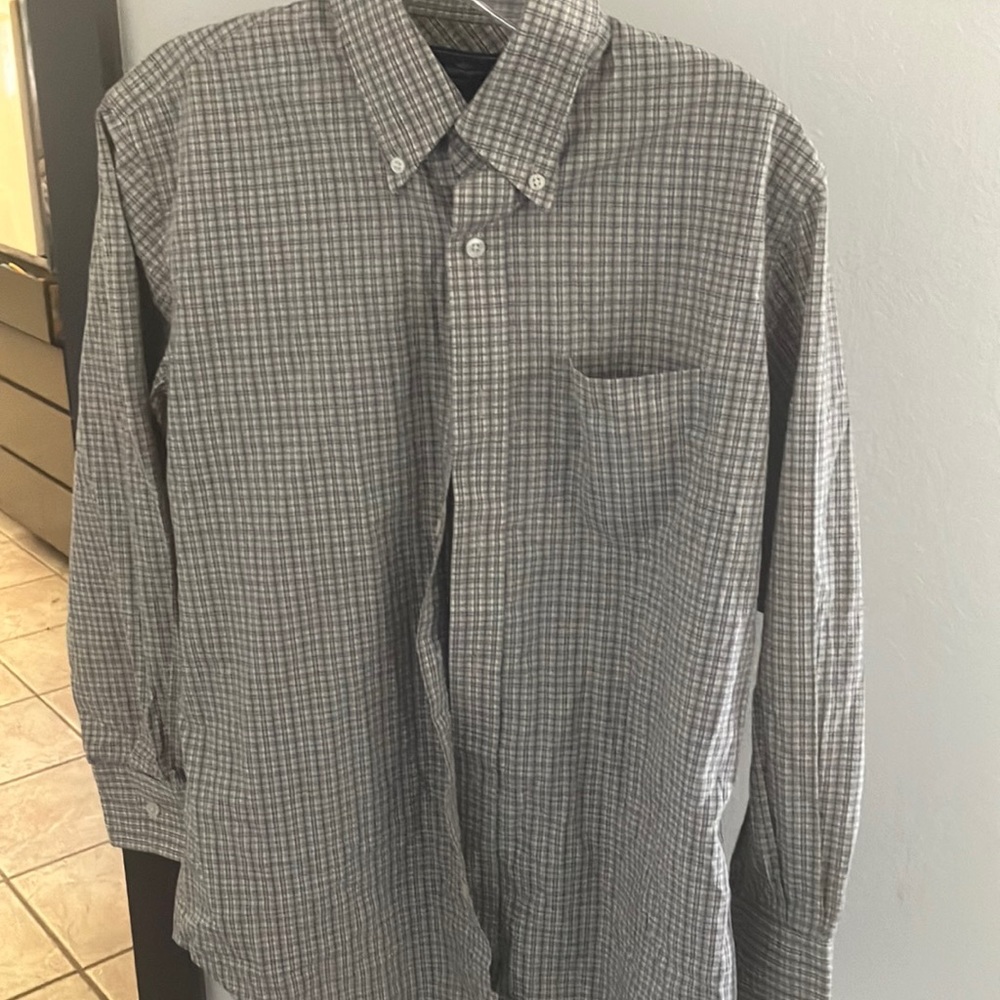 FINAL MARKDOWN Men's dockers Checkered Shirt small